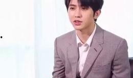 蔡徐坤娱乐吃瓜视频,揭秘明星幕后生活片段