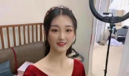 小石榴新女友爆料视频,女友爆料视频引发热议