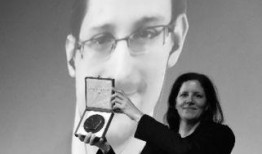 美国爱德华爆料视频播放