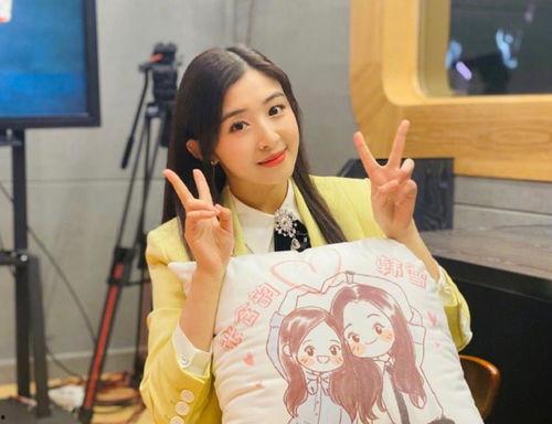 在娱乐圈吃瓜爆红,吃瓜爆红背后的秘密